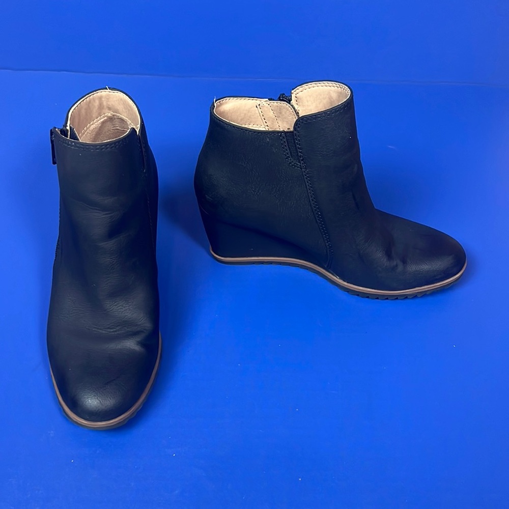 Naturalizer Soul Black Wedge Heels Ankle Booties Boots 6.5